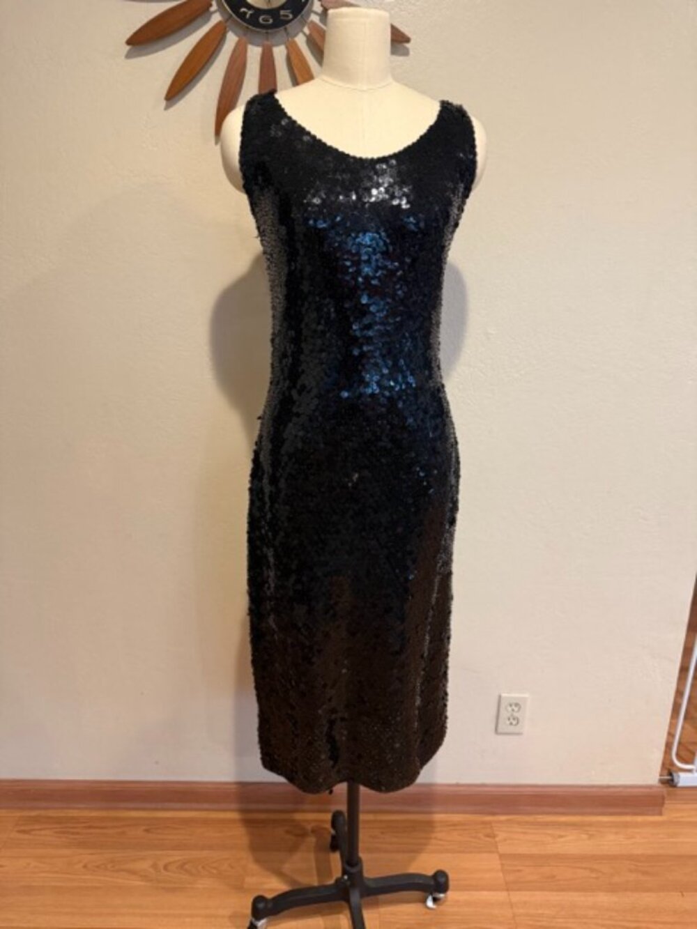 L/XL - True vintage 1960s Black Sequin Knit Dress